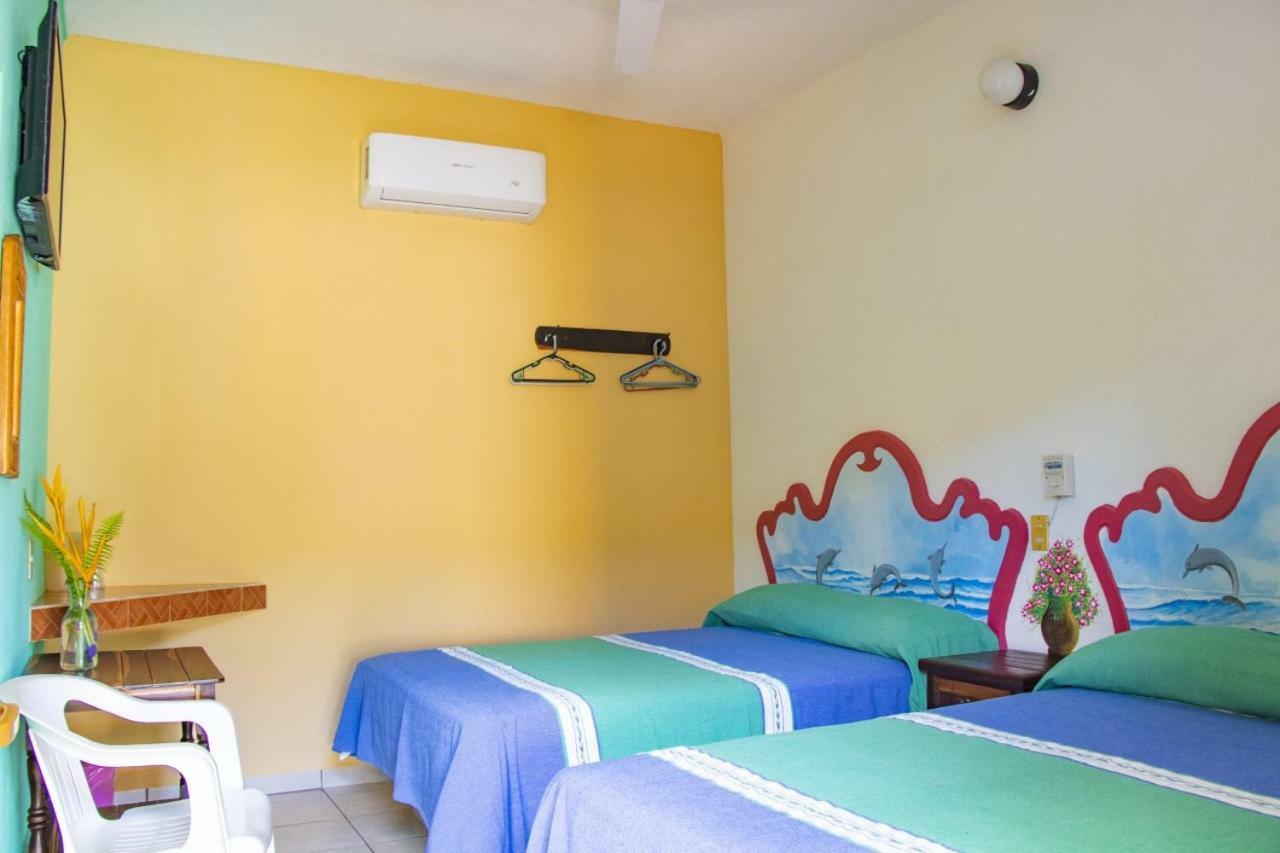 Hotel Bahia Barra de Navidad Buitenkant foto
